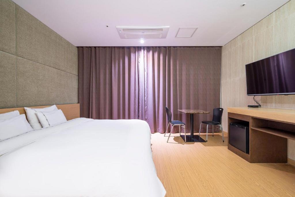 Business Design Hotel Luv Ίντσεον Εξωτερικό φωτογραφία