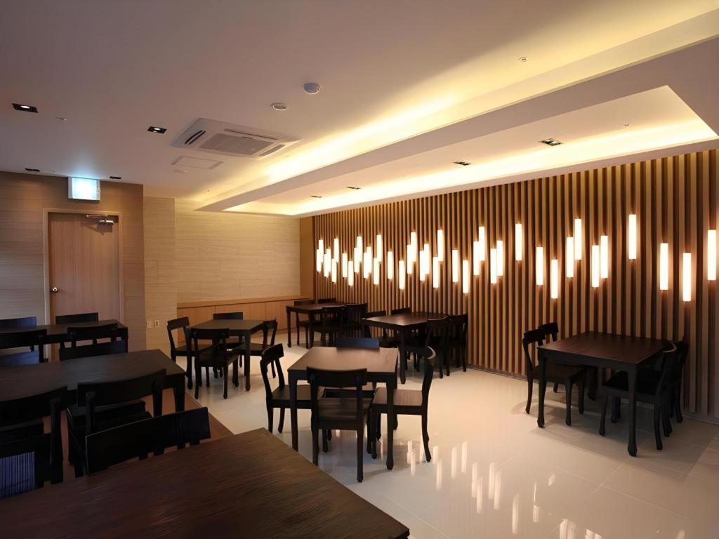 Business Design Hotel Luv Ίντσεον Εξωτερικό φωτογραφία