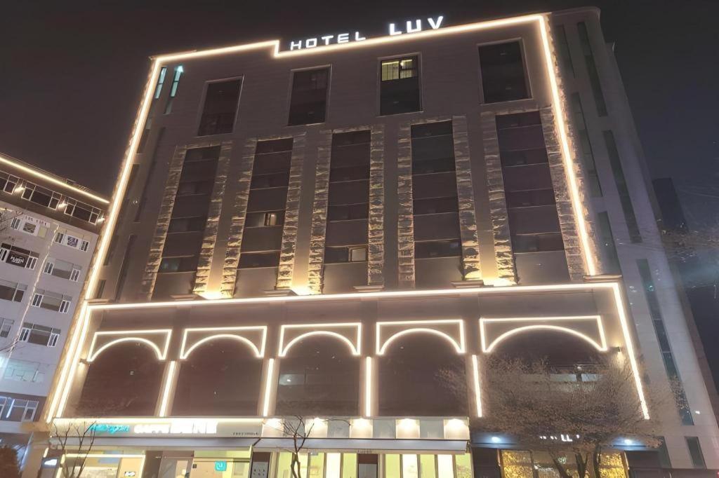 Business Design Hotel Luv Ίντσεον Εξωτερικό φωτογραφία